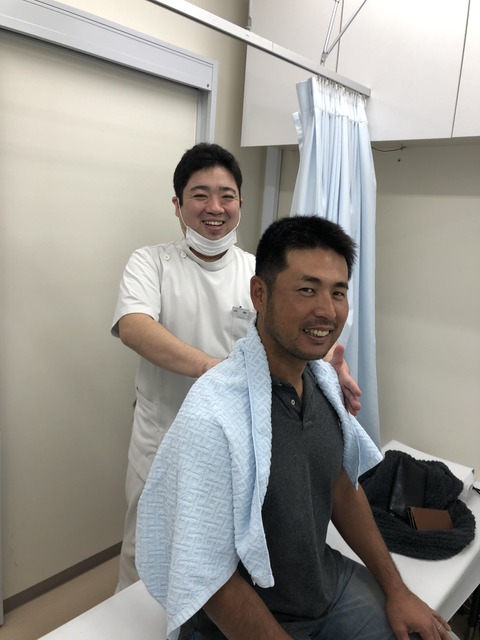 E881C40F-643B-4F1D-94DB-0B2814BA7300