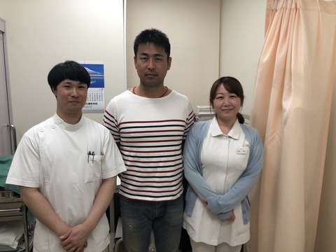 6F4B0CAE-DC44-4521-BAA7-64518B875B4D