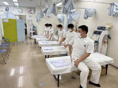 139BD7F8-5B0F-4BD1-9216-E7DF9A06B58A