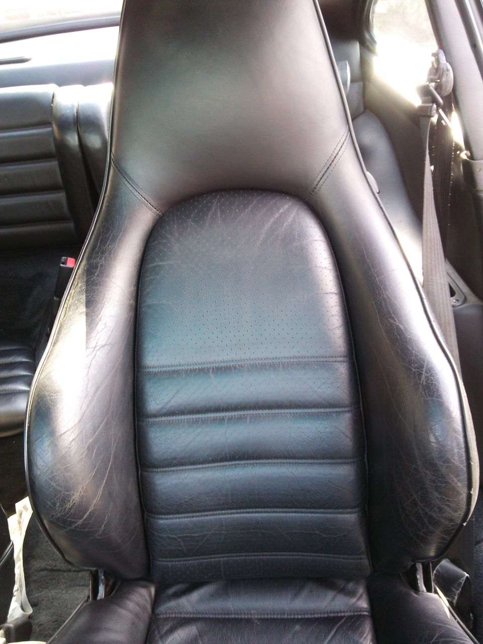 ポルシェ９３０ターボ 内装リフレッシュ 事例紹介 ｇａｒａｇｅ３１０ ガレージ さんいちまる Blog