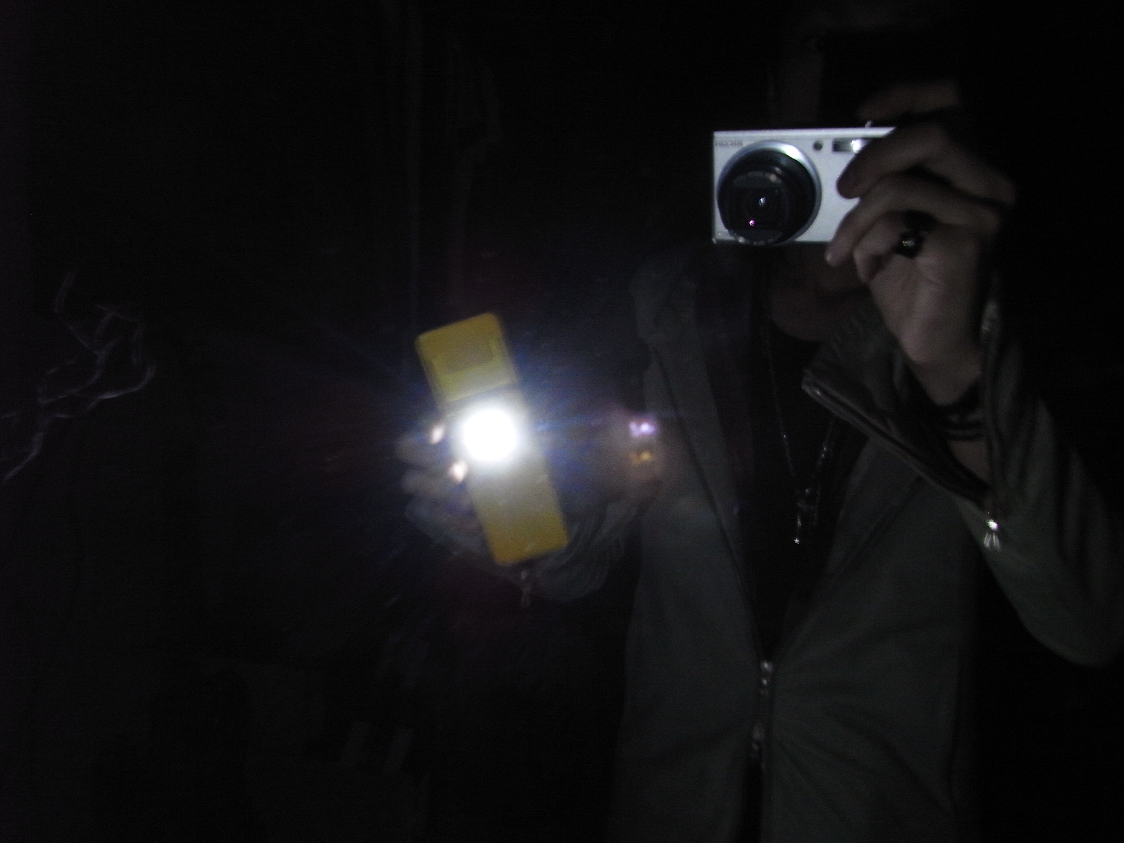 真っ暗な世界 足跡 Garage Eden Uranotakahiro Blog