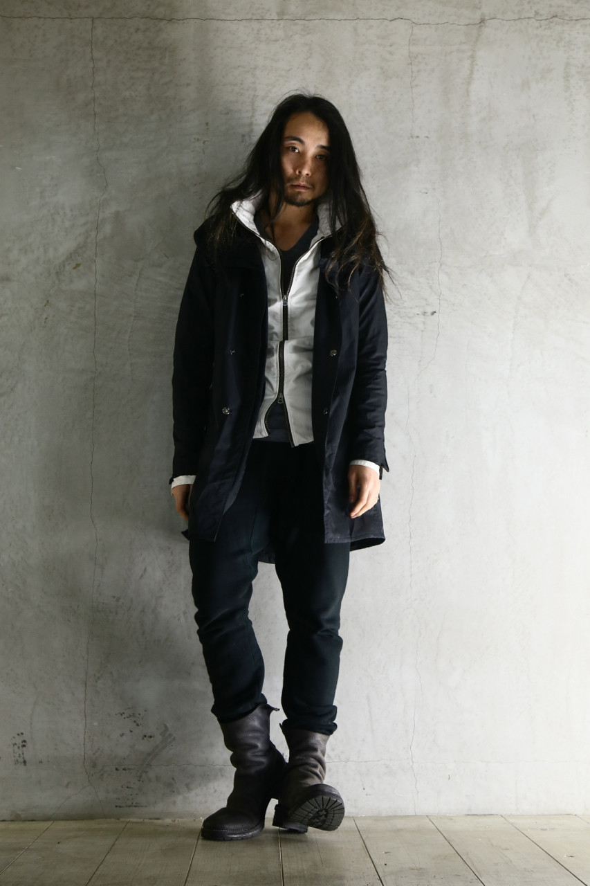 THEE OLD CIRCUS LATE WINTER STYLE を紹介します : 「 足跡 」 Garage