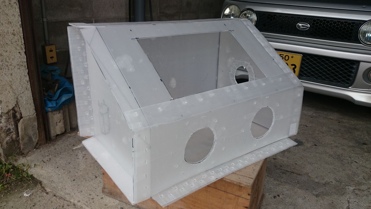 新作プラ段ブラストキャビネット Garage Plus1