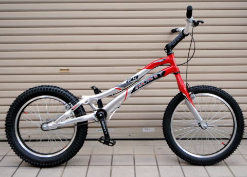 モンテッサ : 珈琲焙煎所 氷川下十番地 主の独り言