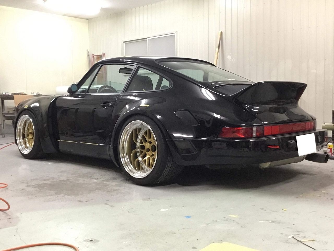 オーバーフェンダー ポルシェ中古車販売 Garage J