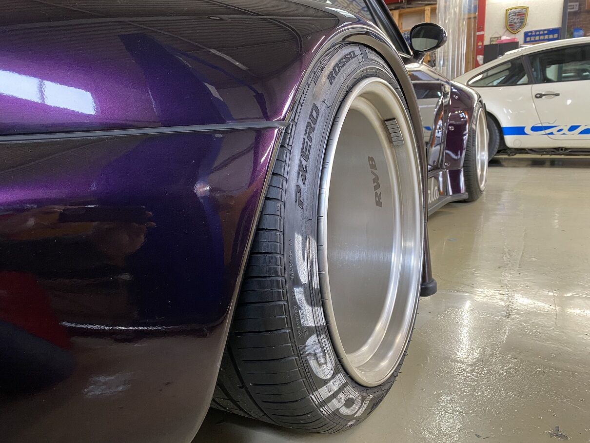 ｒｗｂの極限まで攻めたタイヤクリアランス ポルシェ中古車販売 Garage J