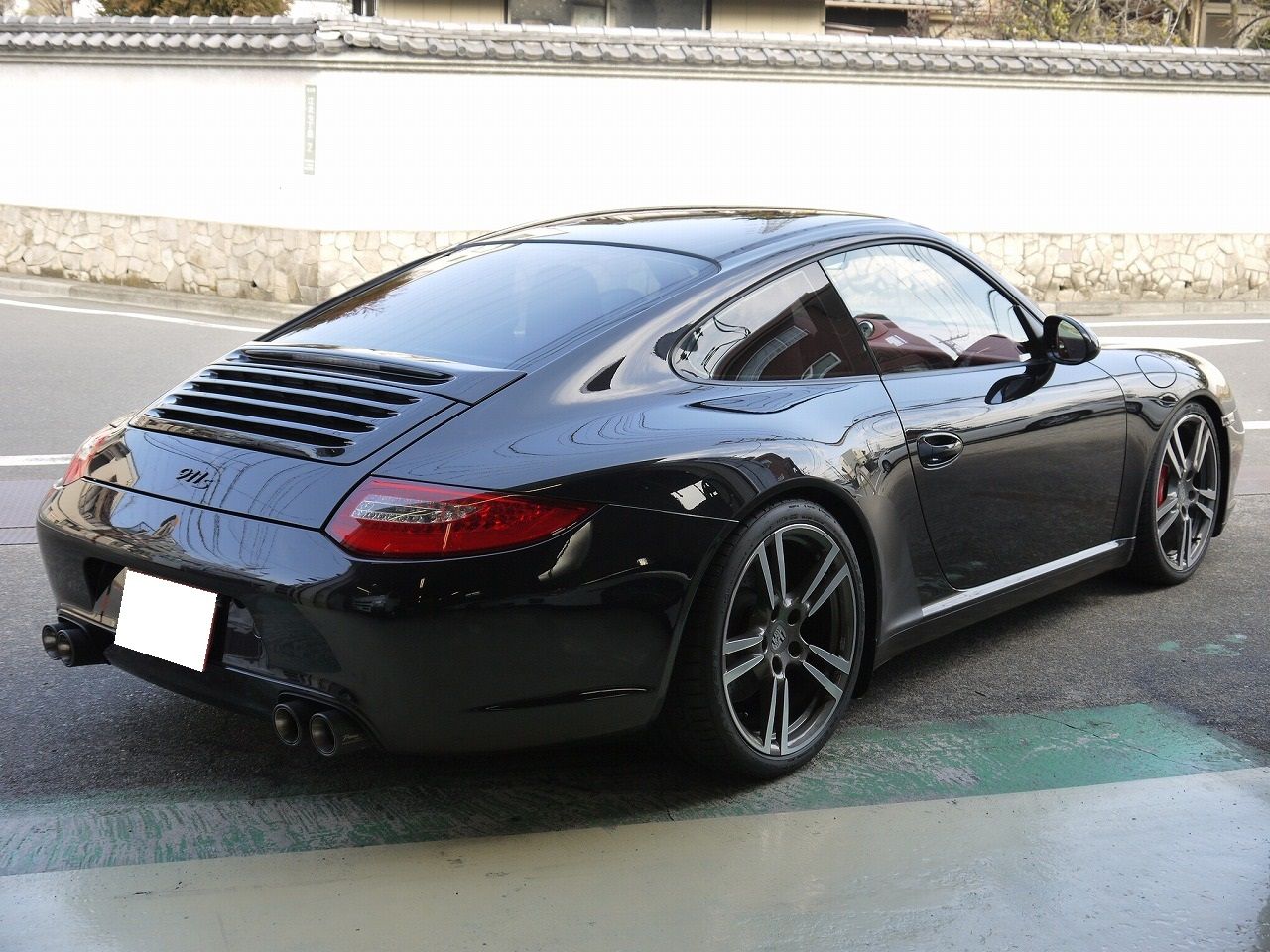 黒い後期型997カレラs pdk こんな車です ポルシェ中古車販売 Garage J 黒い後期型997カレラs pdk こんな車です ポルシェ中古車販売 Garage J