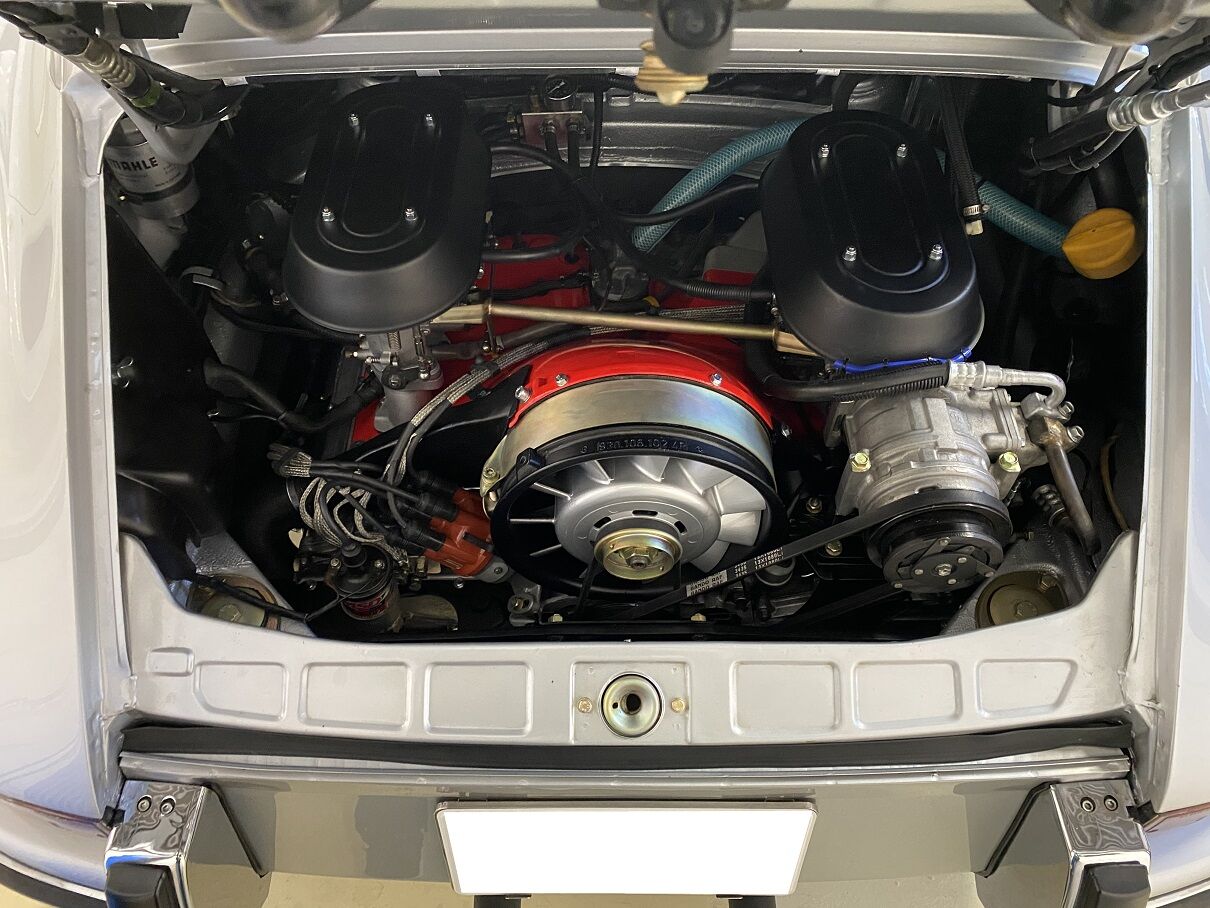 ｎさんの９３０ナロールック エンジンルームがキレイになりました ポルシェ中古車販売 Garage J
