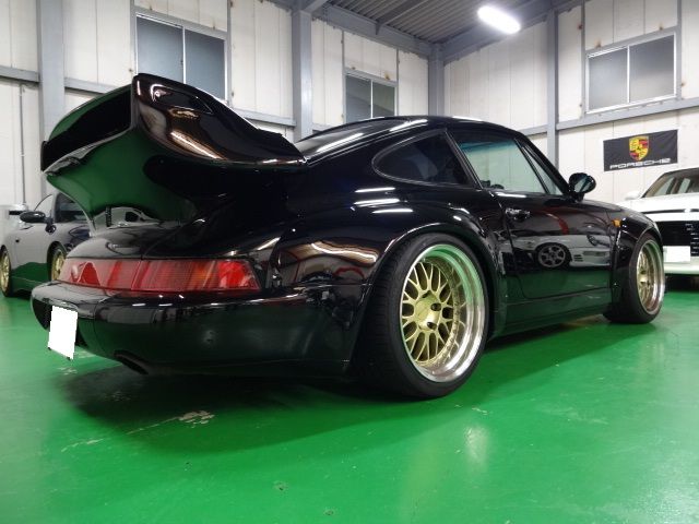 ワイドボディの９６４の嫁ぎ先が決まりました ポルシェ中古車販売 Garage J