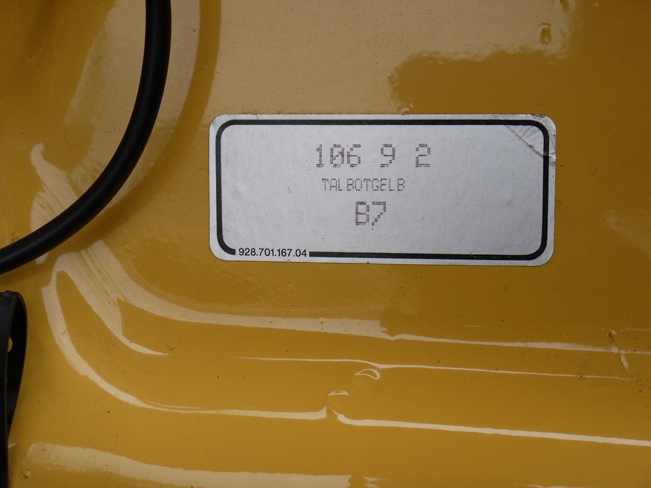 タルボットイエローの964の販売を開始します ポルシェ中古車販売 Garage J タルボットイエローの964の販売を開始します ポルシェ中古車販売 Garage J