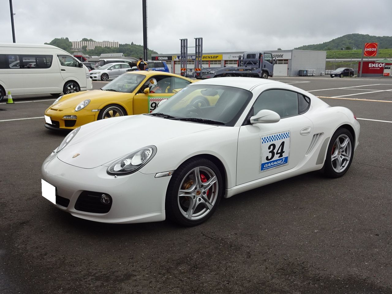 販売車両の右ハンドルのケイマンｓでサーキットを試乗してみました ポルシェ中古車販売 Garage J