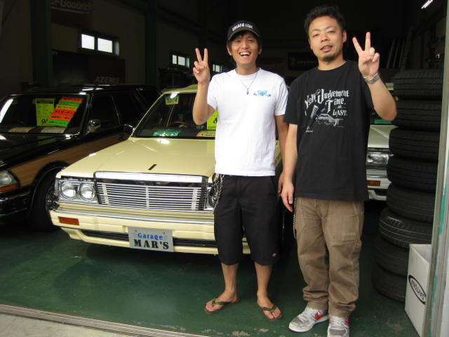 有名お笑い芸人さん ご来店ですぅ Y30セドリックワゴン系ブログ ガレージマーズ