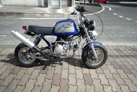 R18052