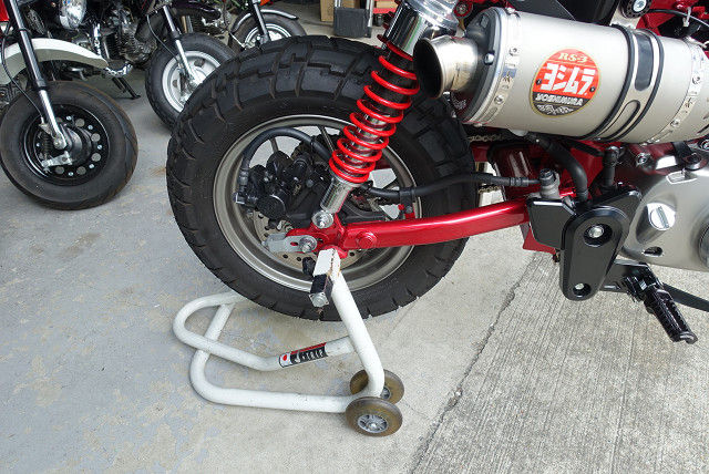 モンキー125タイヤ交換 : ガレージネバーランドの週刊カスタム情報