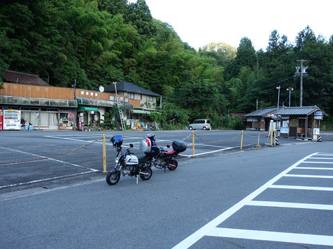 R11122