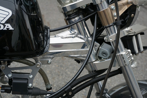 R03738