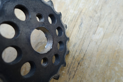 R15033