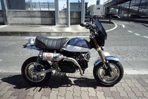 R18064