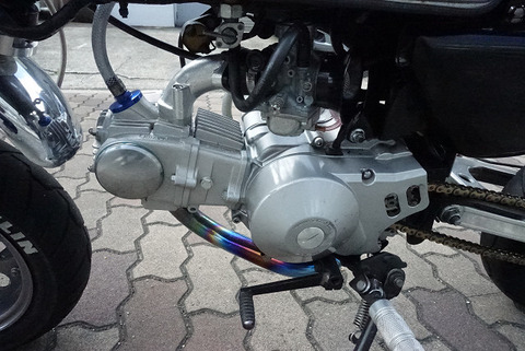 R18057