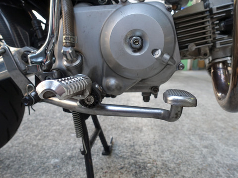 R10317