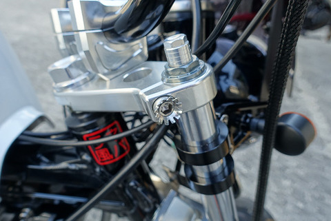 R16493