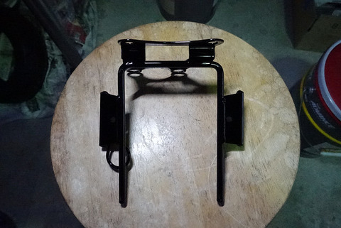 R16050