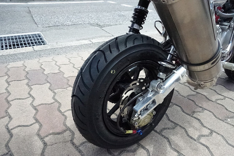 R17805