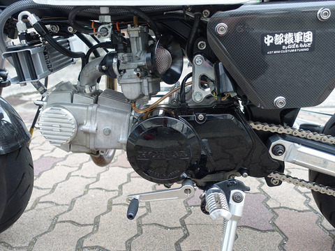 R11027