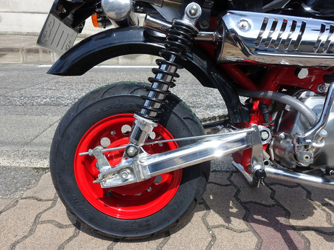 R10979