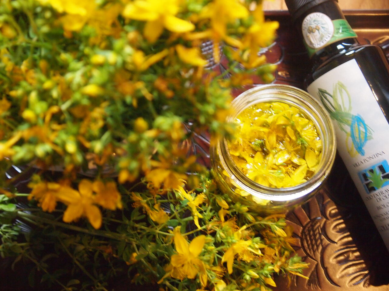 夏のハーブ チンキと抽出油の仕込み Gardentakasakiのblog