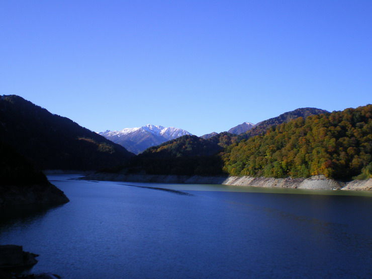 立山黒部アルペンルートから立山連峰へ