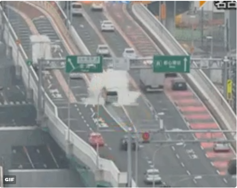 SnapCrab_NoName_2017-4-12_3-55-47_No-00