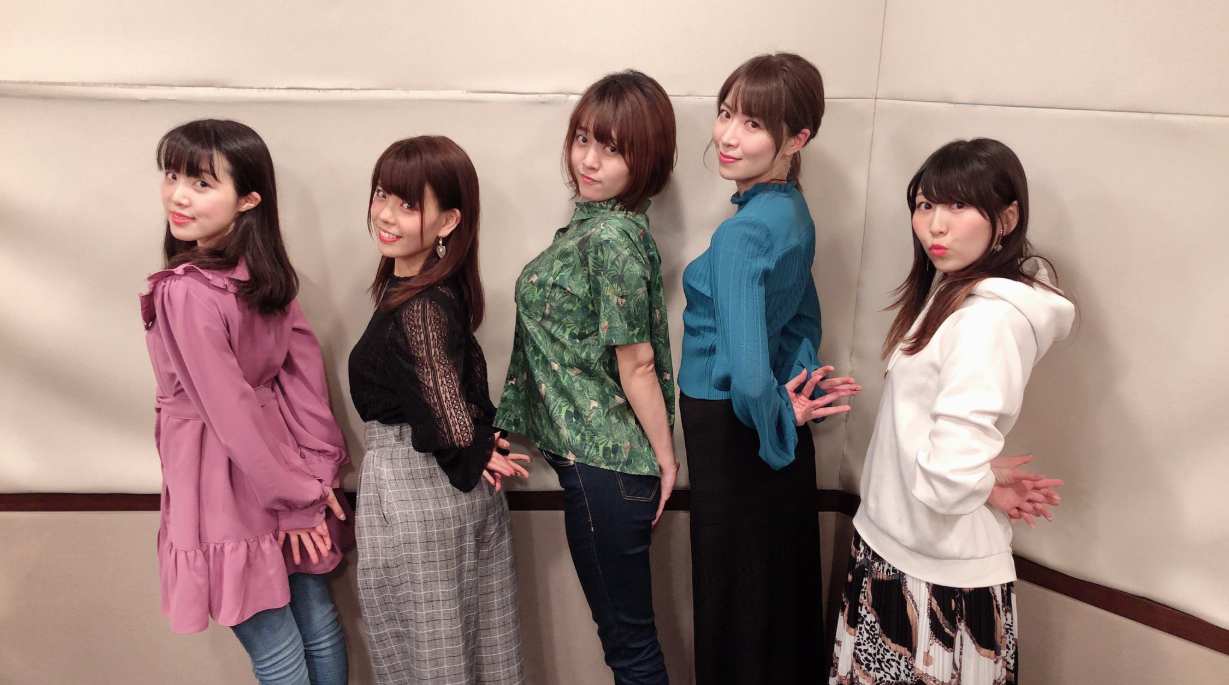 エチエチ画像 女性声優さん 乳比べしてしまう ガールズ速報 がるそく エチエチ画像 女性声優さん 乳比べしてしまう ガールズ速報 がるそく