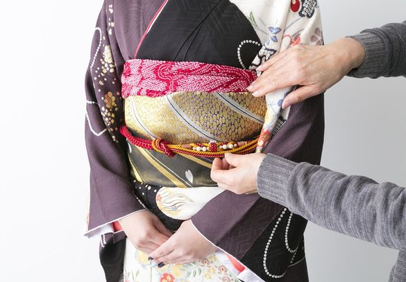 昨今のババア 着物は現代っ子の体格には似合わない まとめ髪以外は認めない 若者の和服離れが加速 ガールズ速報 がるそく 昨今のババア 着物は現代っ子の体格には似合わない まとめ髪以外は認めない 若者の和服離れが加速 ガールズ速報 がるそく