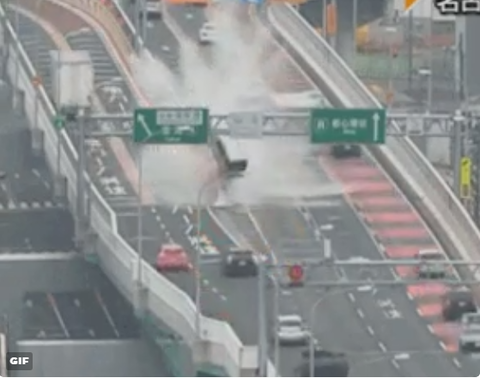 SnapCrab_NoName_2017-4-12_3-55-58_No-00