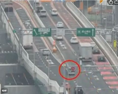 SnapCrab_NoName_2017-4-12_3-55-26_No-00