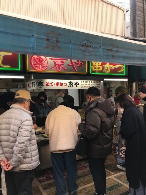 1A9D1B13-2EEE-48C8-A000-56BA3C9F999A