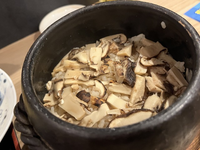 松茸釜飯1-2-2