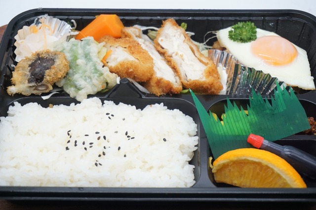 チーズチキンカツ弁当