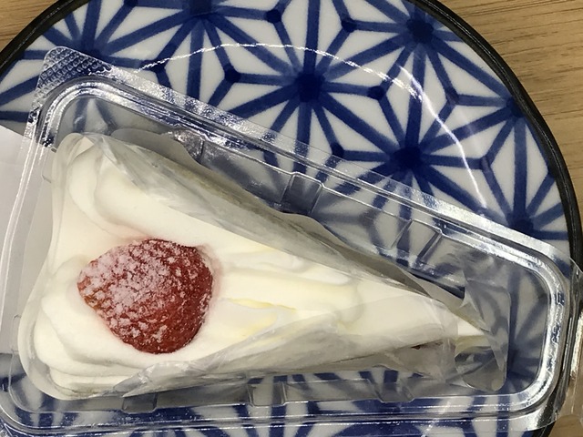 イチゴショートケーキ1-1