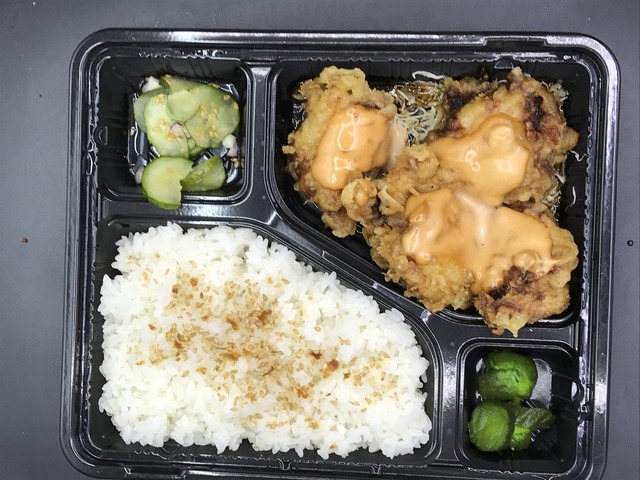 チキン南蛮弁当2-0