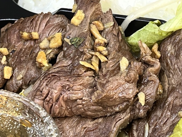 ❷ステーキ弁当1-2-5