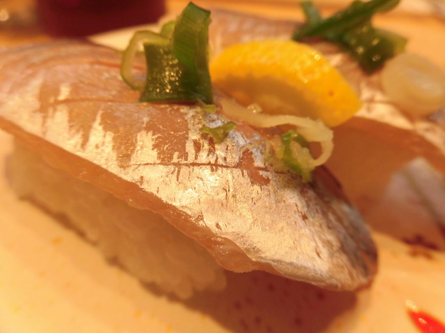 すし丸アジ