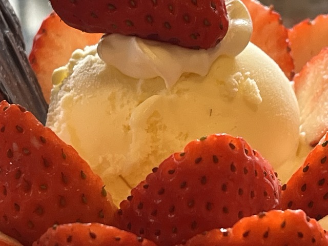 イチゴパフェ1-6-1