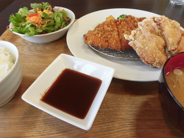 阿波の金時豚とんかつとからあげ