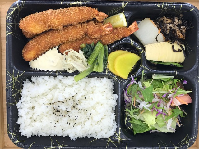 エビフライ弁当3