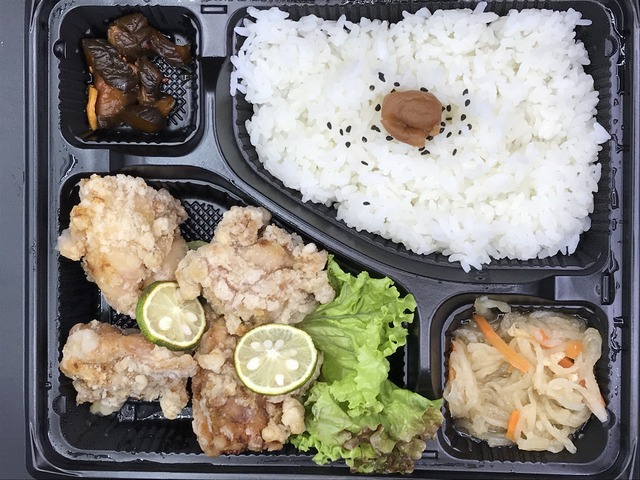 唐揚げ弁当1