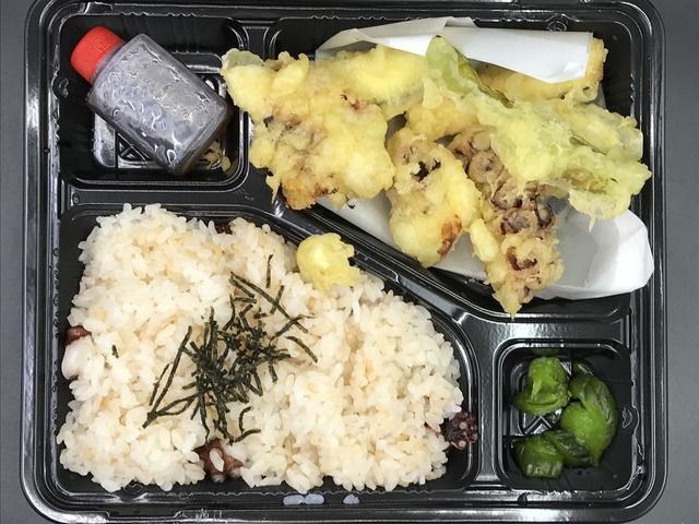 たこ弁当2