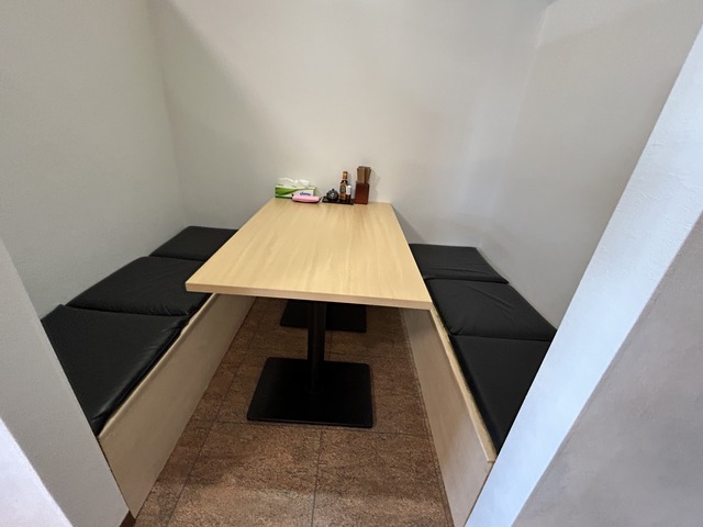 店内1-1-2