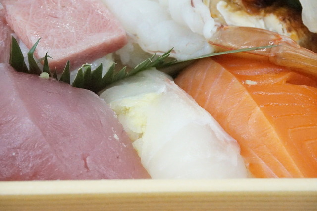 上にぎり赤身たい